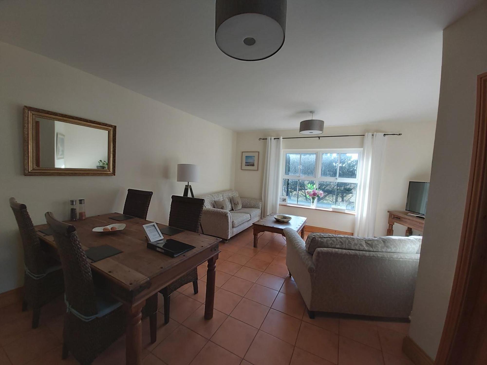 Shanakeever Farm - 2 Bedroom Apartment Clifden Zimmer foto